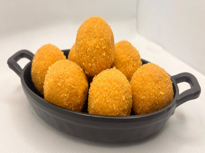 Desi Ghee Besan Ladoo  