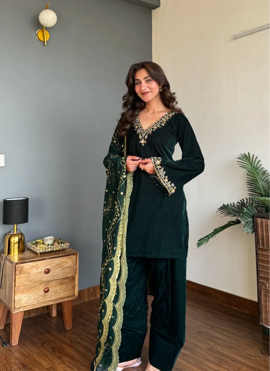 ‘Nazneen’ Hand embroidered Farshi Salvar set- Green