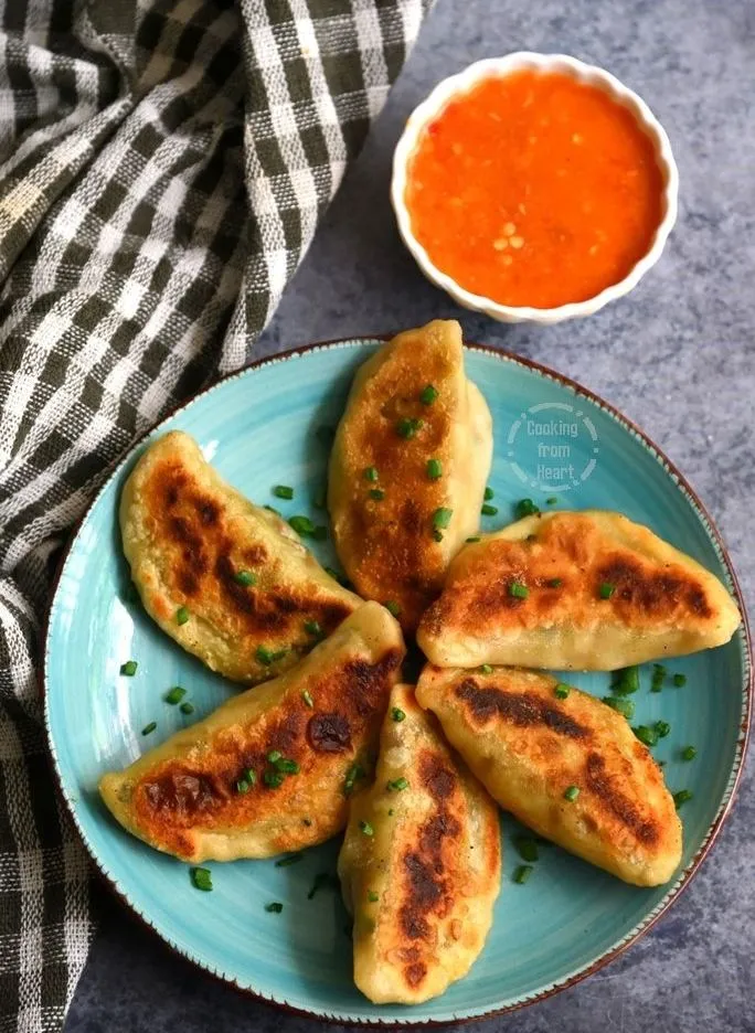 Veg Dragon Fry Momos