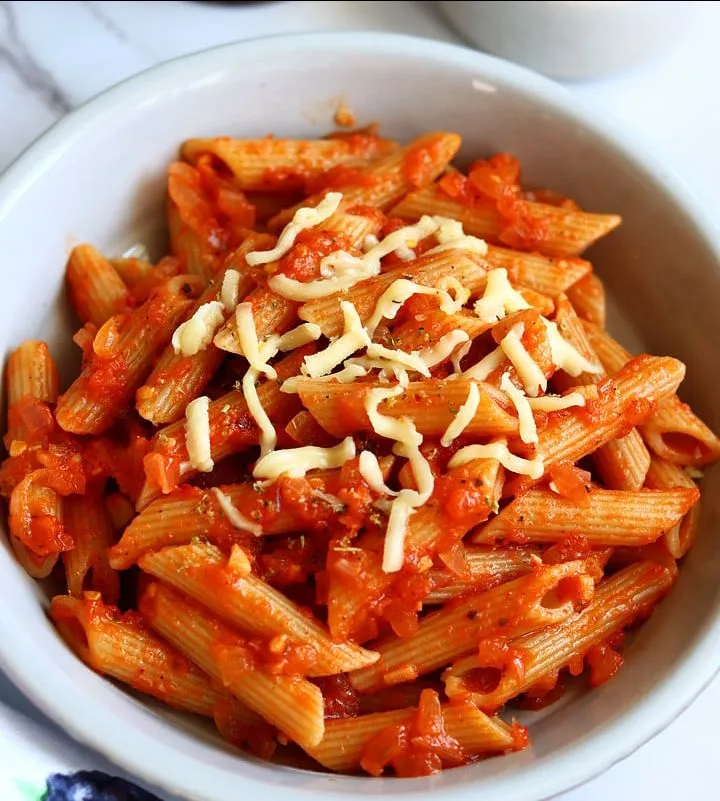 Red Souce Pasta Half