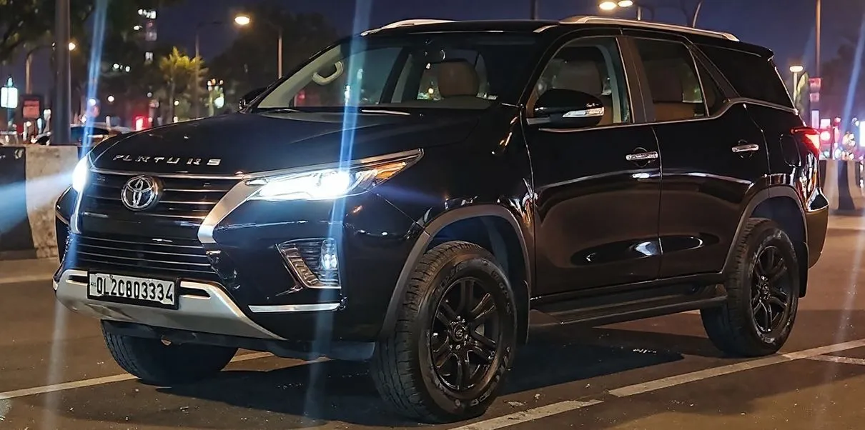 Decorated Compact SUV Fortuner SIGMA 4 Black
