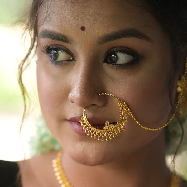 Traditional Gold Nath