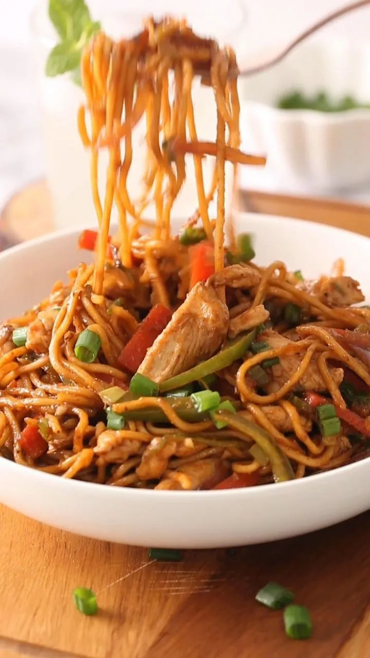 Chicken Hakka Noodles