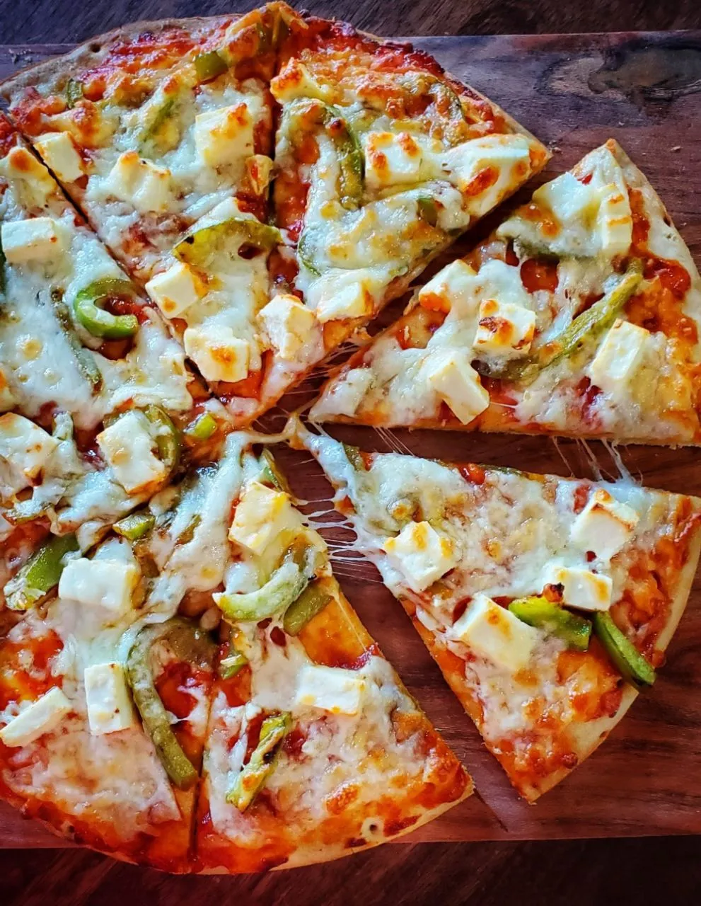 Chilli Paneer Pizza