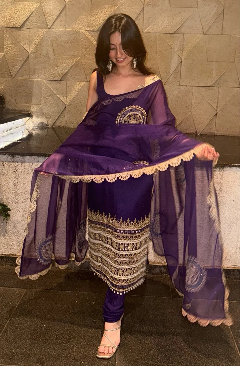 ‘Ada’ Suit set Light - Purple