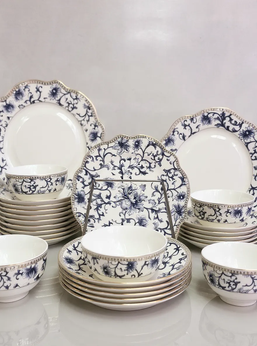 Fine Porcelain Dinner Set
