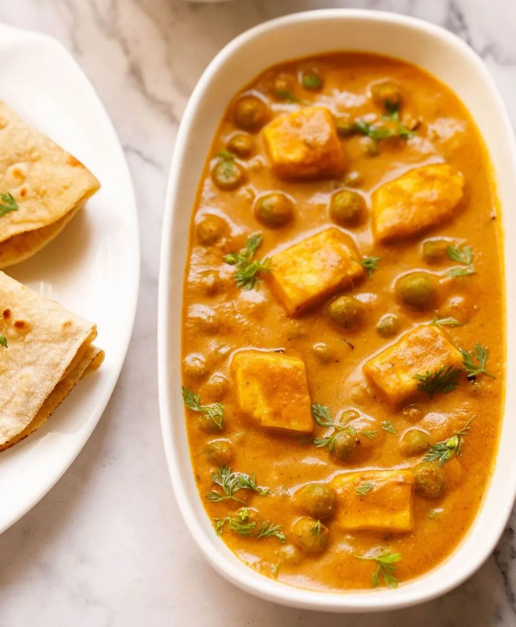 Matar Paneer + 2 Roti