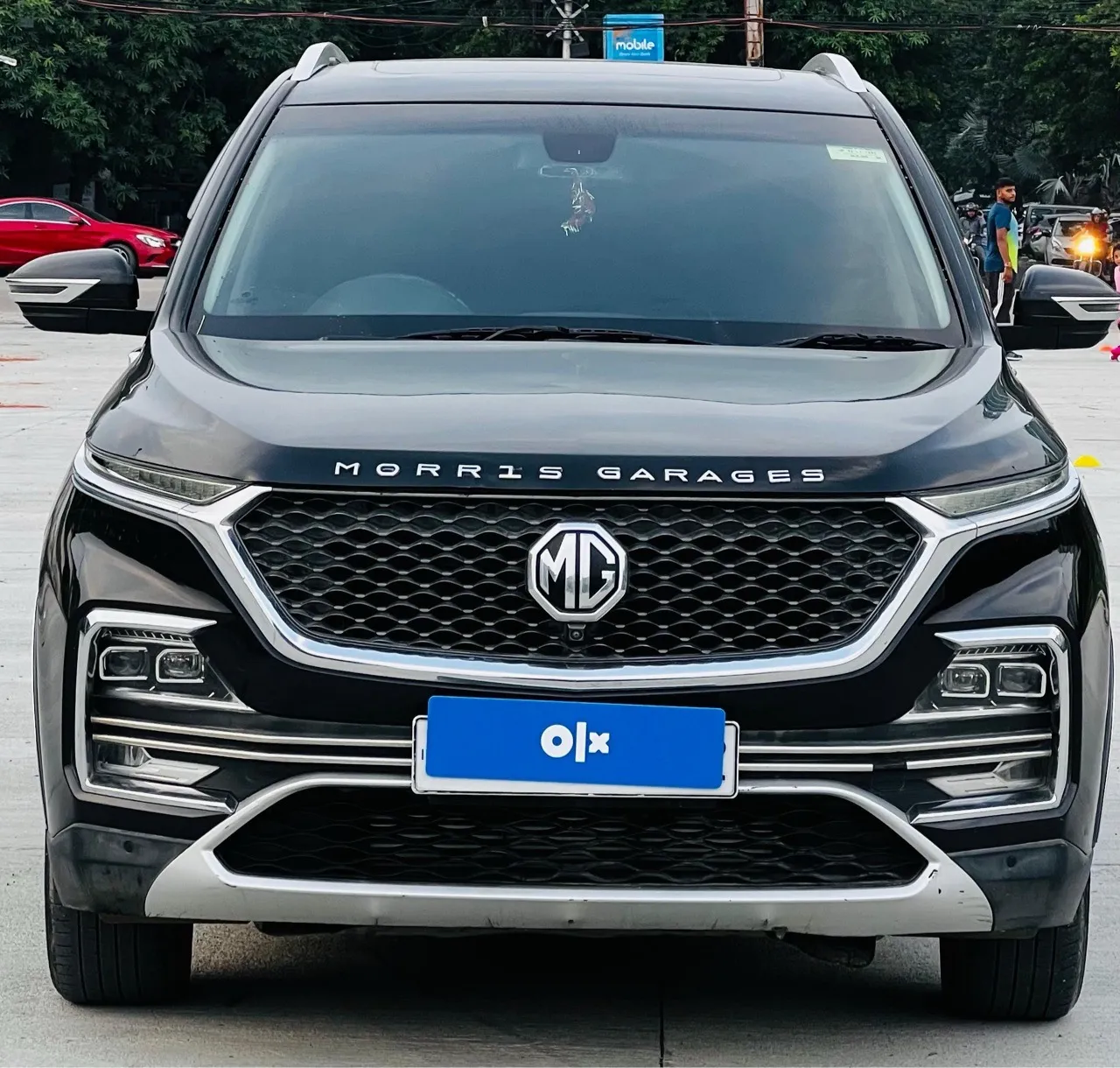 MG Hector Sharp