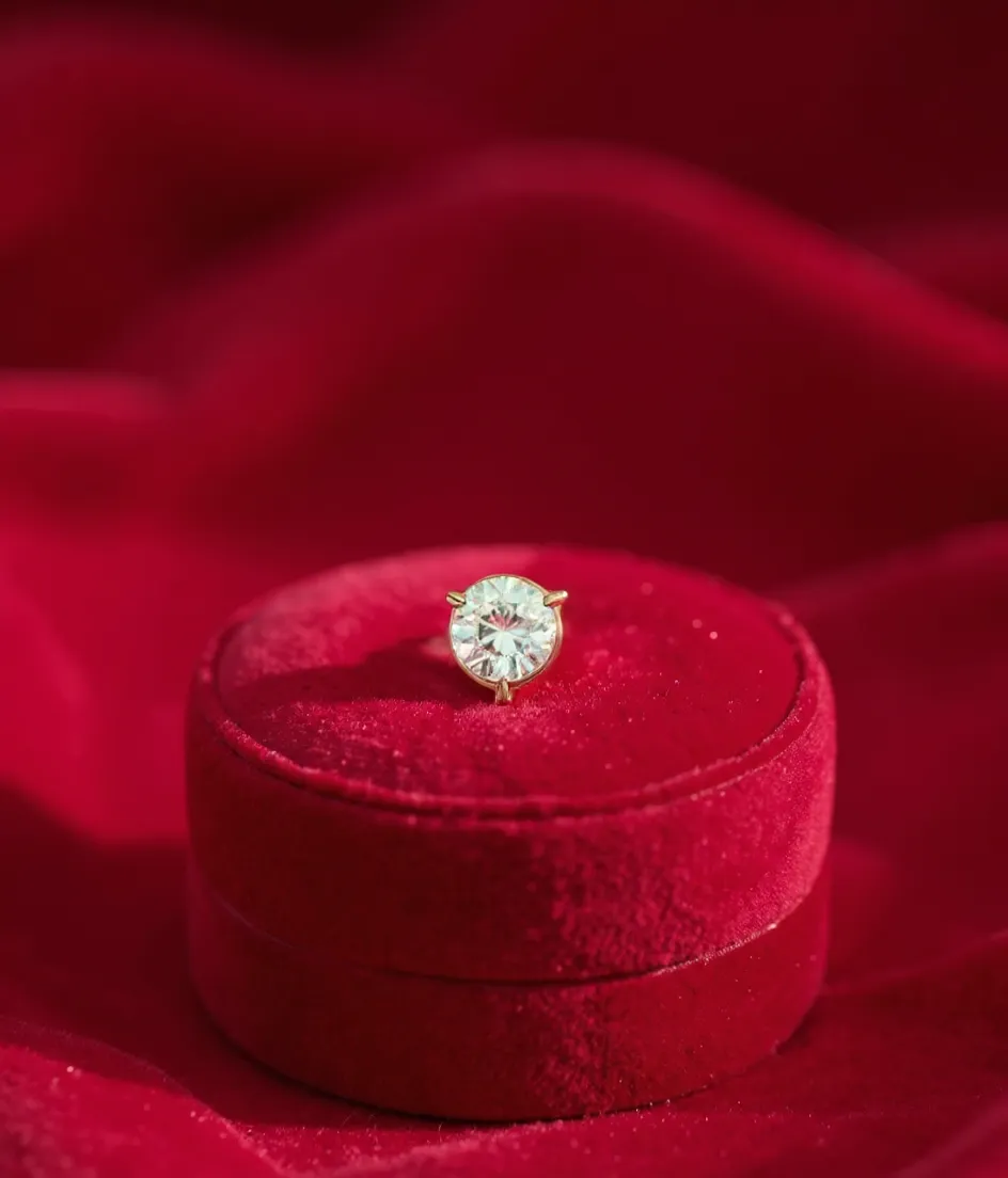 Diamond Nose Pin..