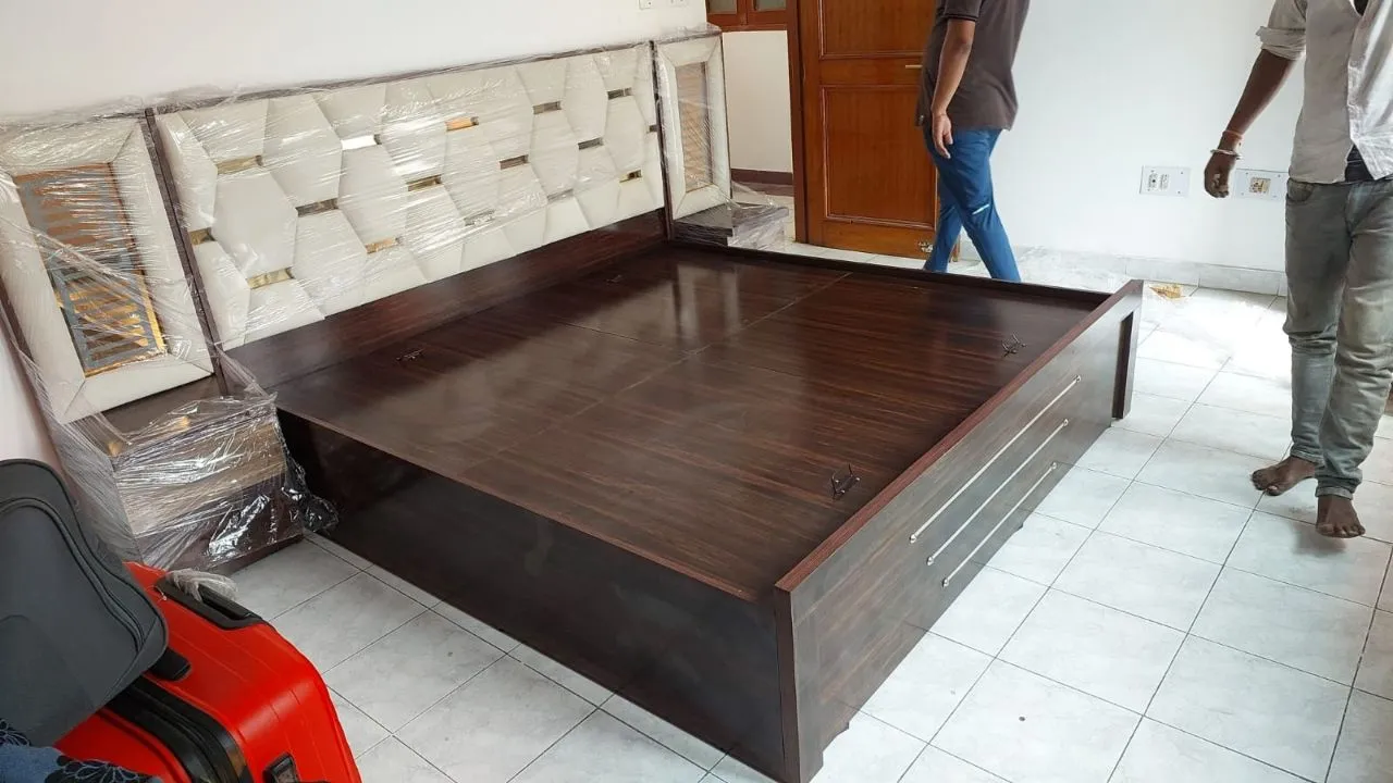 Dark Wood King-Size Bed