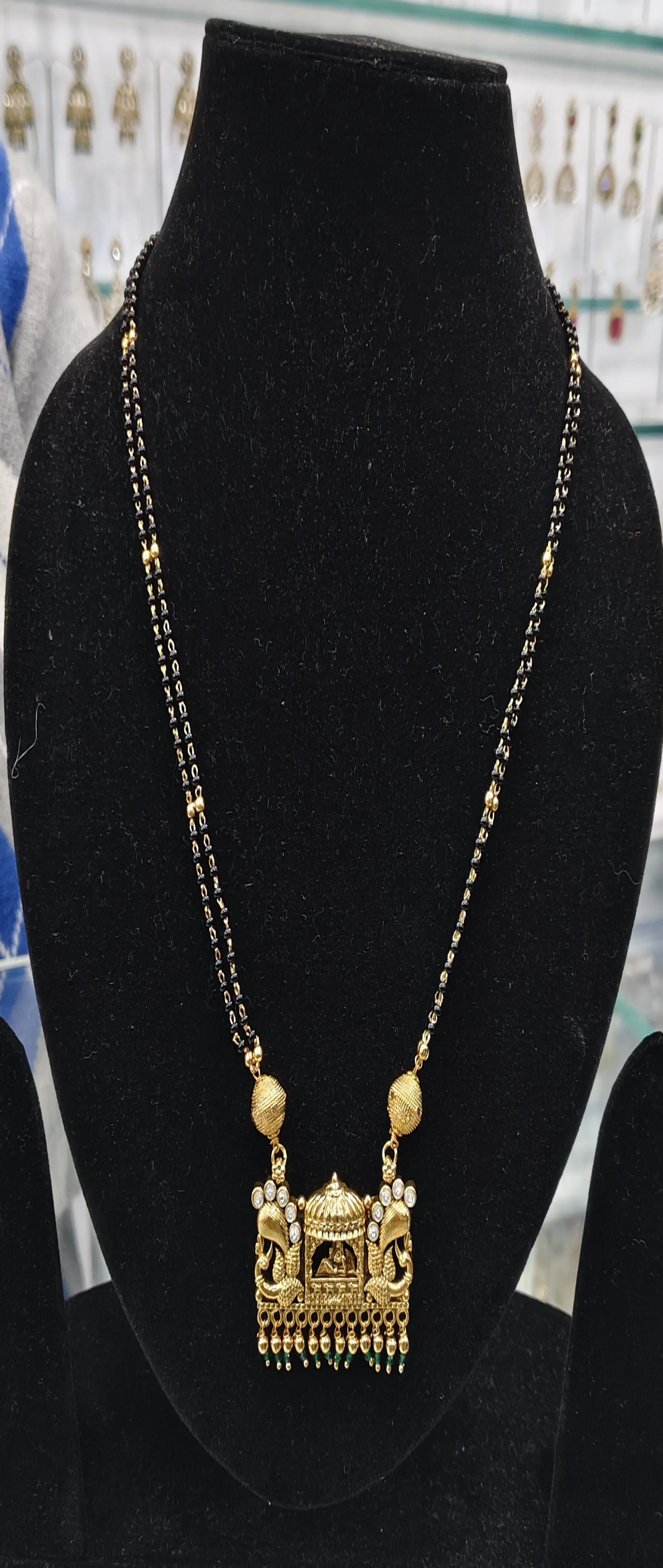 AD Mangalsutra view 2