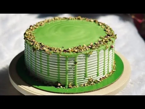 Pista Cake 500 Gm