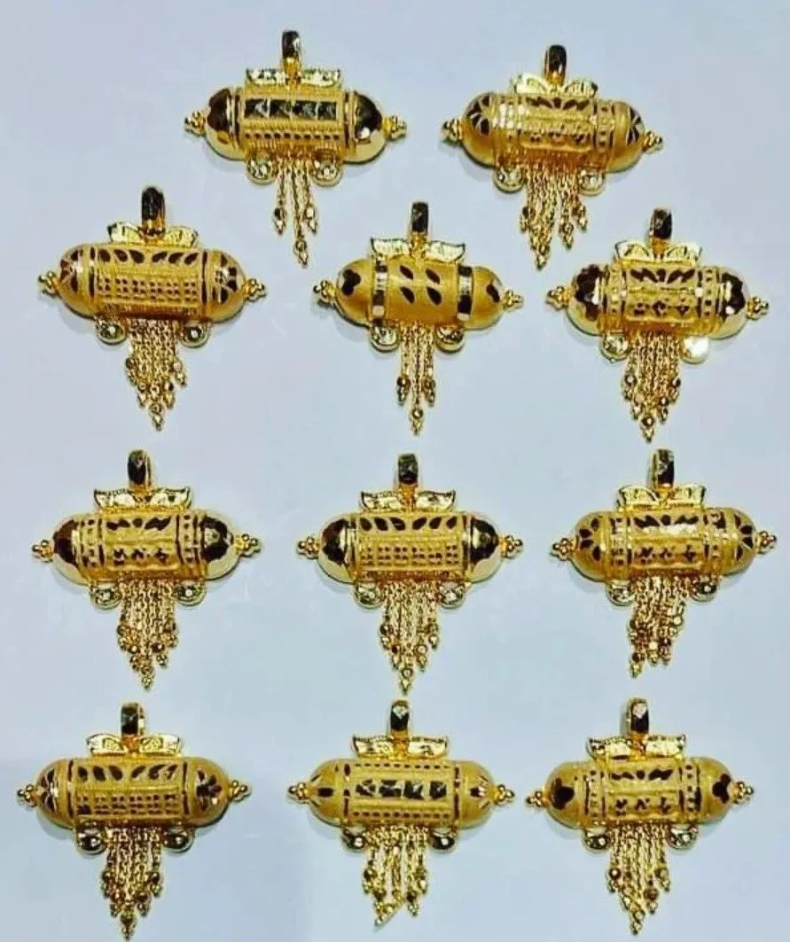Gold Plated Kundan Pendants