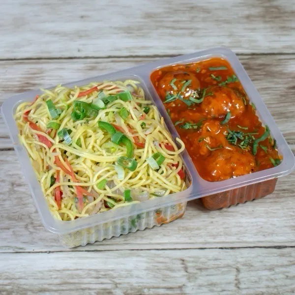 Veg Chowmein & Manchurian