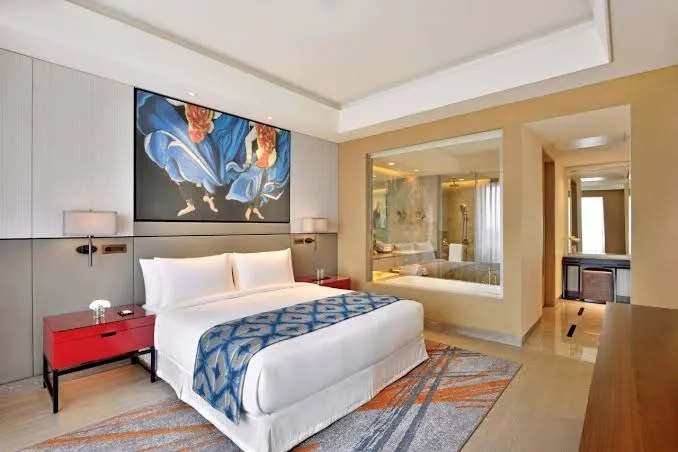 Modern Artistic Bedroom