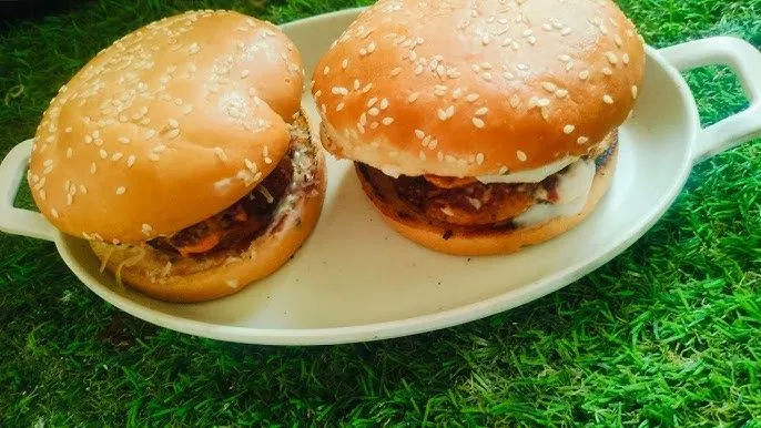 Tandoori Aloo Tikki Burger
