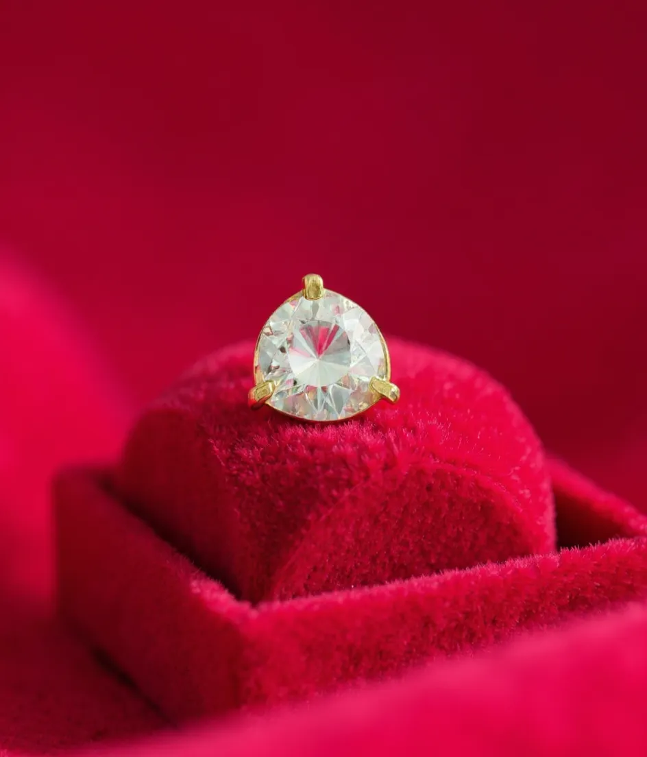 Diamond Nose Pin