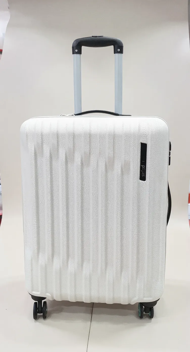 Safari Medium Size Luggage 66 Cm With 5 Years Replacement Guarantee