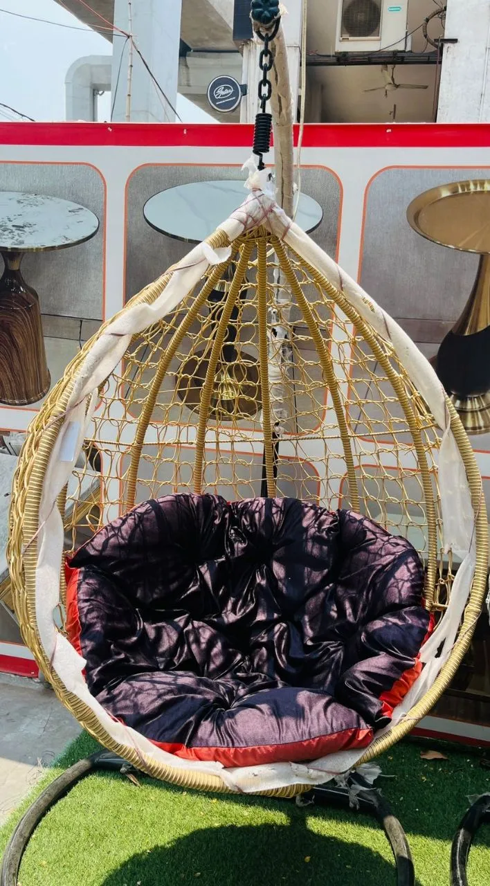 Elegant Hanging Swing Chair