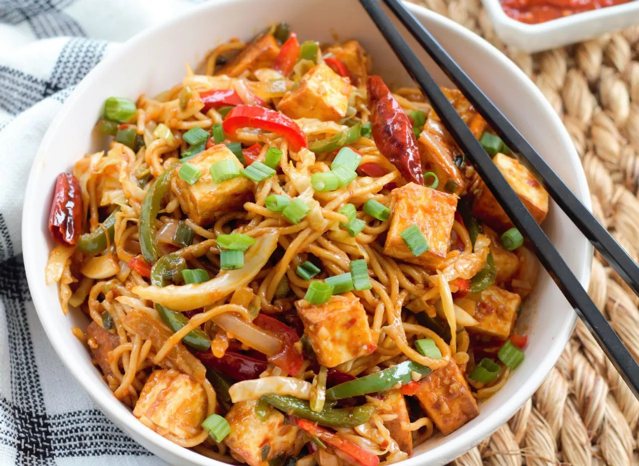 Paneer Garlic Noodles