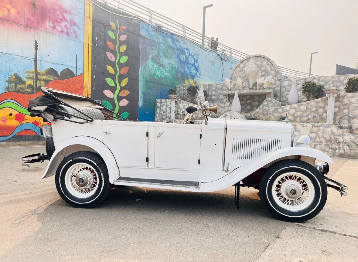Vintage Luxury Car Rental