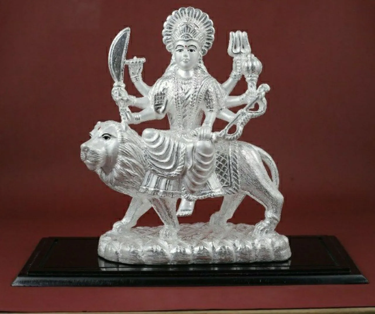Silver Durga Idol on Lion
50gm