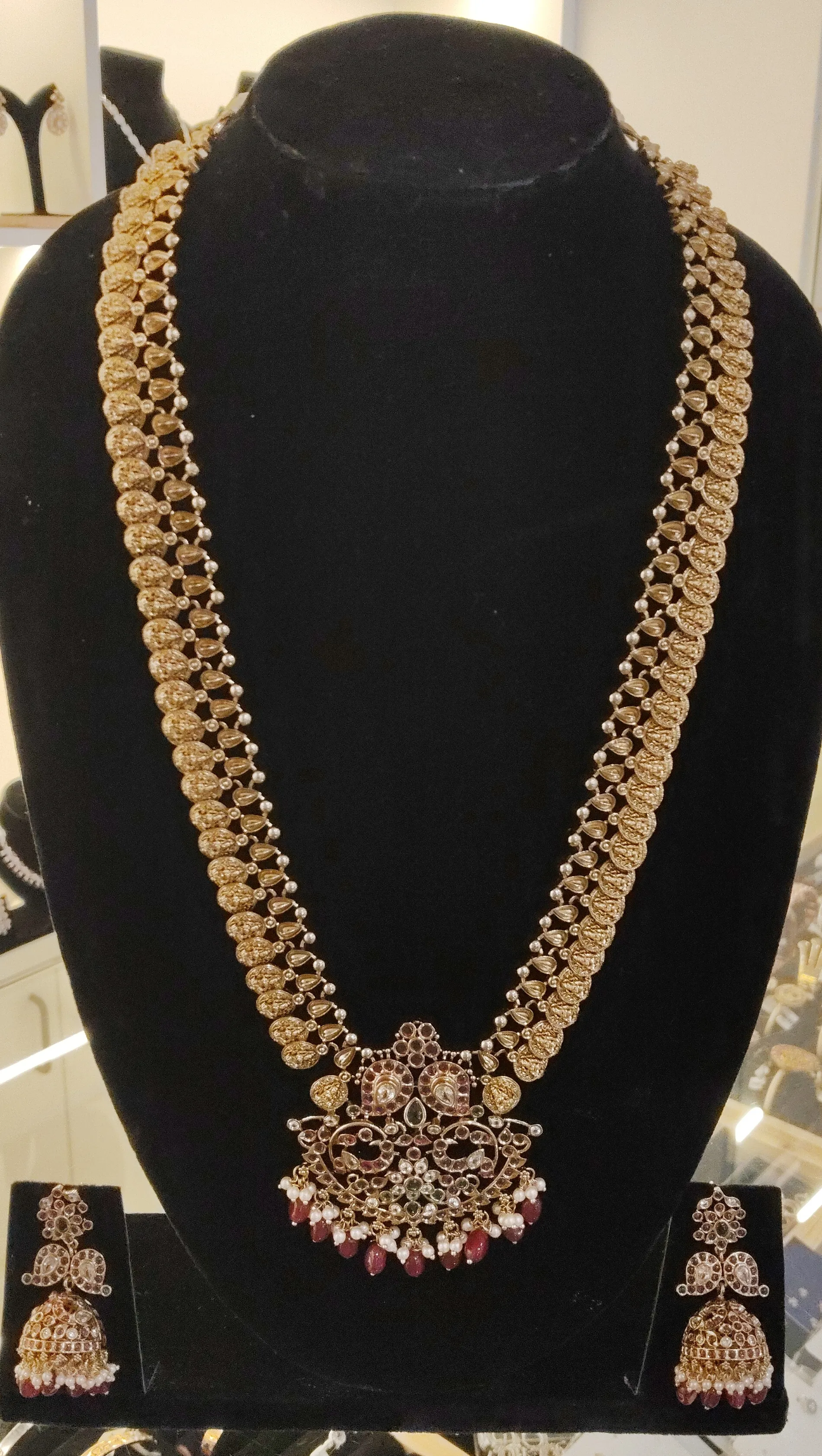 Gold-Tone Traditional Necklace Set view 2