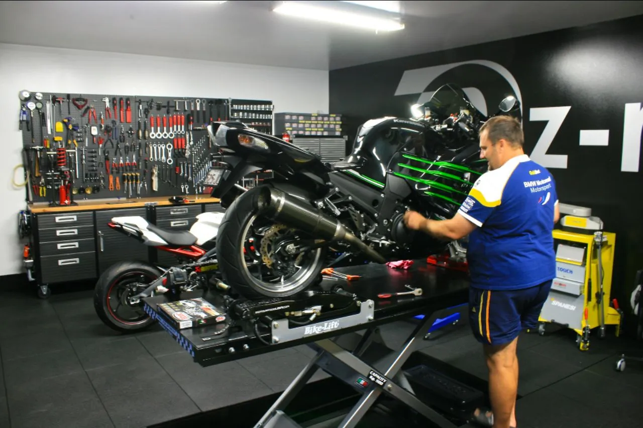 BMW Bike Full Service