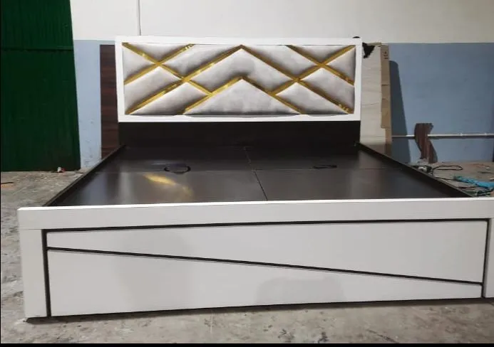 Chesterfield Storage Bed