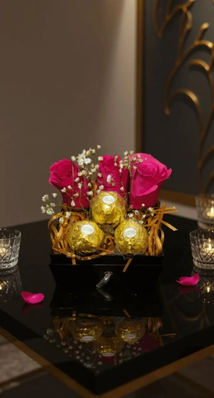 Velvet Cactus Signature Hamper view 3