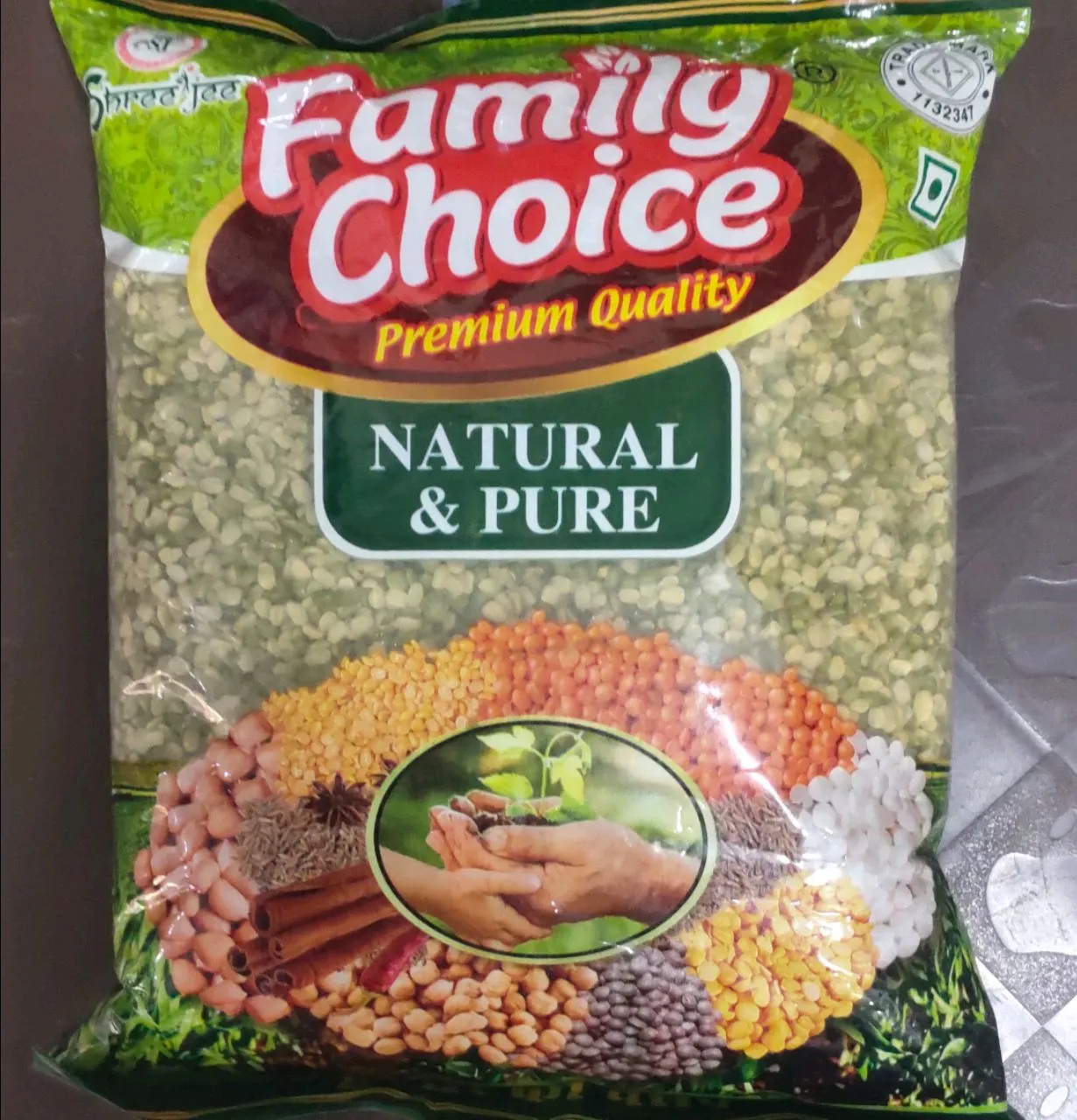 Family Choice Mong Chhilka Dal 1 Kg