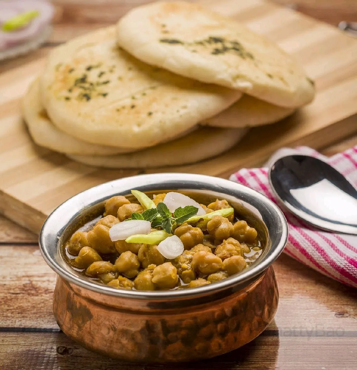 Chole Kulcha