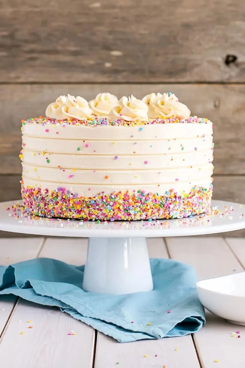 Snow White Cake 500 Gm