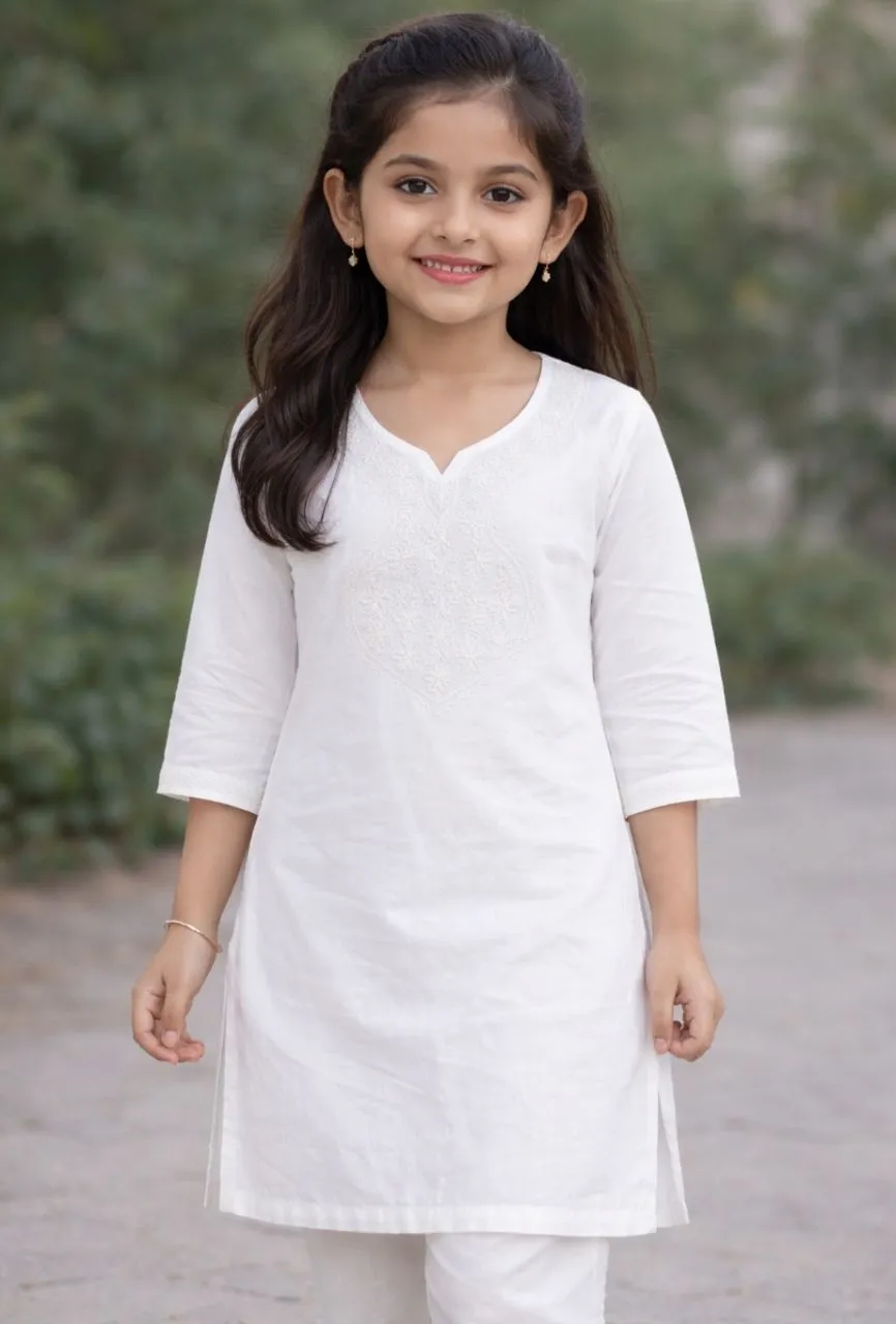 GIRL WHITE SHORT KURTA