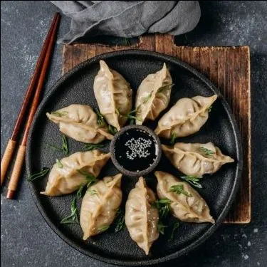 Steamed Paneer Momos