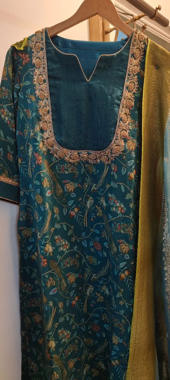 Teal Floral Embroidered Kurta