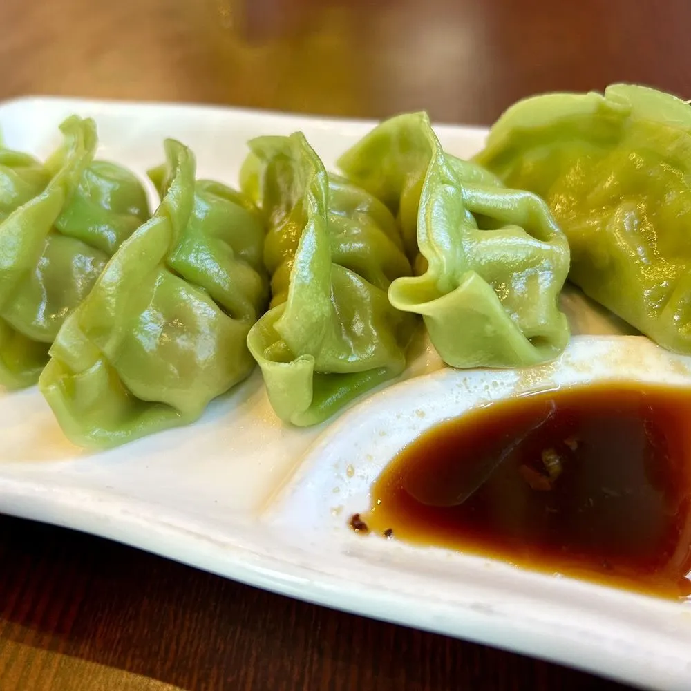 Butter Pantoss Momos