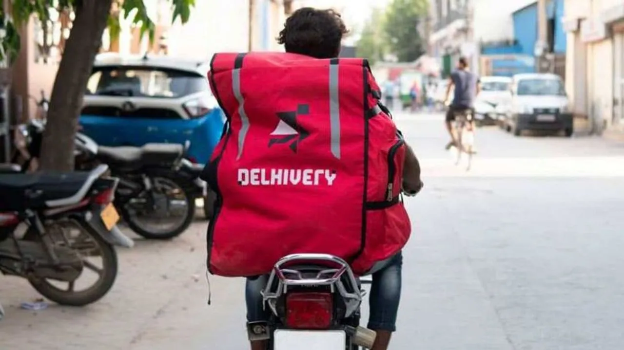 Delhivery Courier