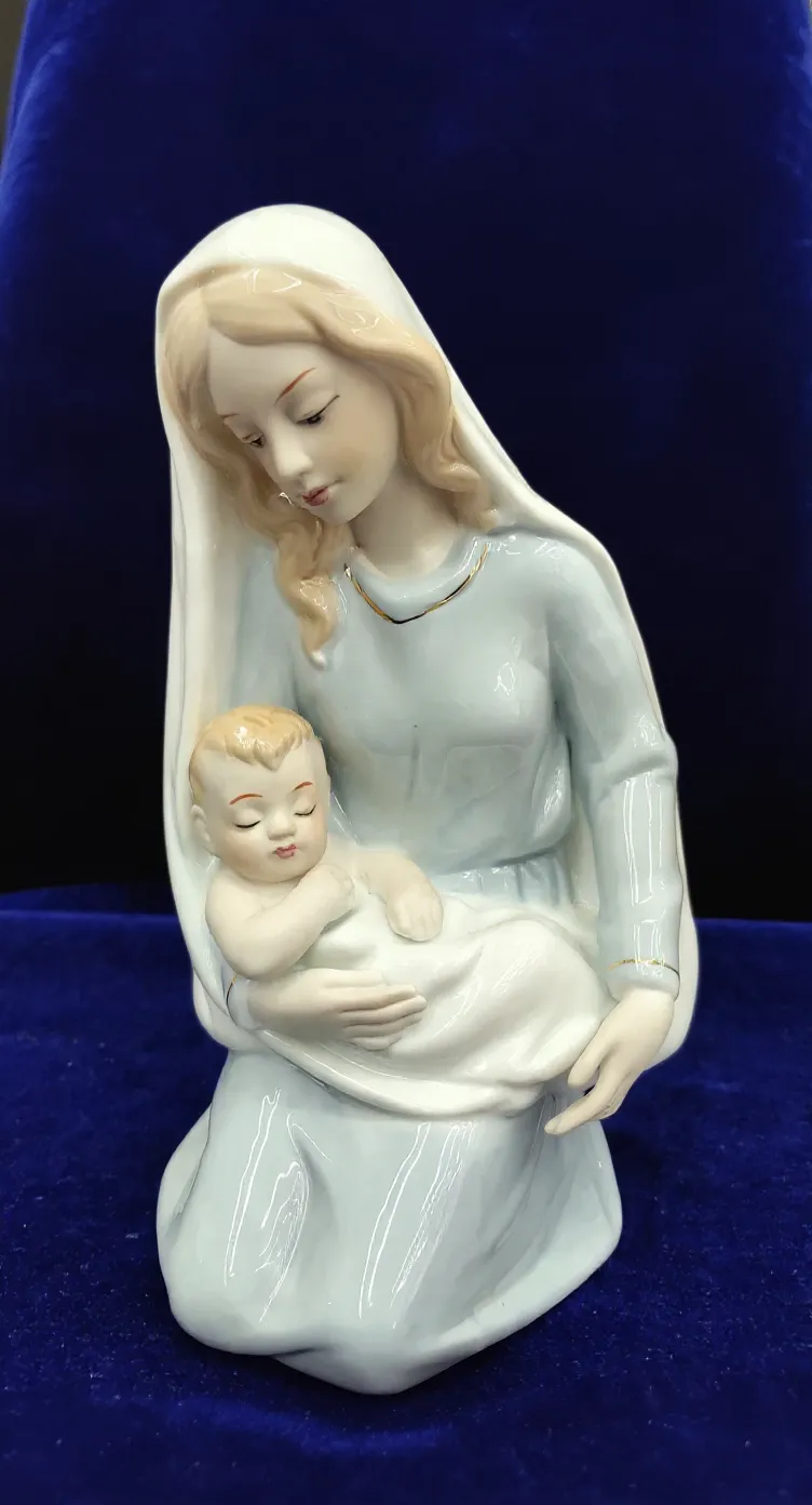 Virgin Mary and Child Figurine
