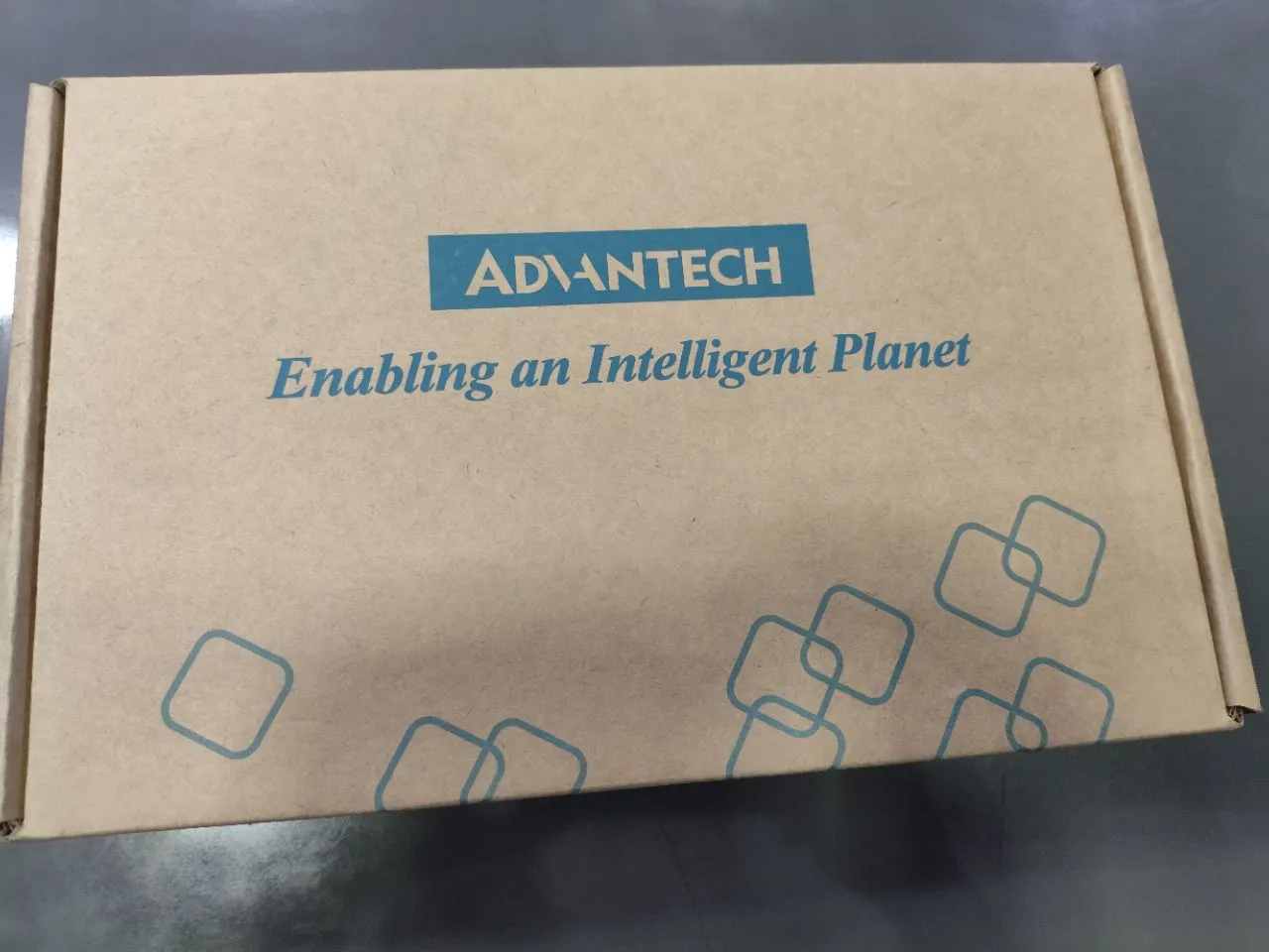 Advantech USB-4704