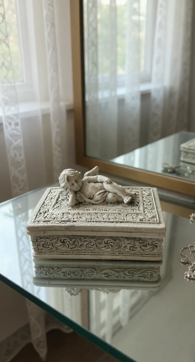 Cherub Trinket Box