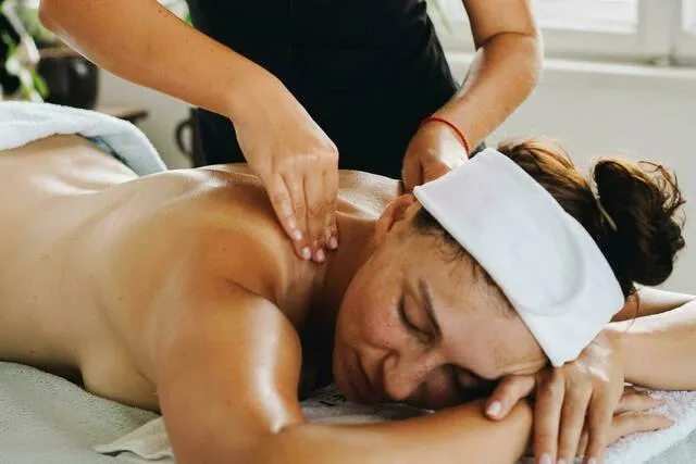 Deep Tissue Healing Therapy - 60 Mins