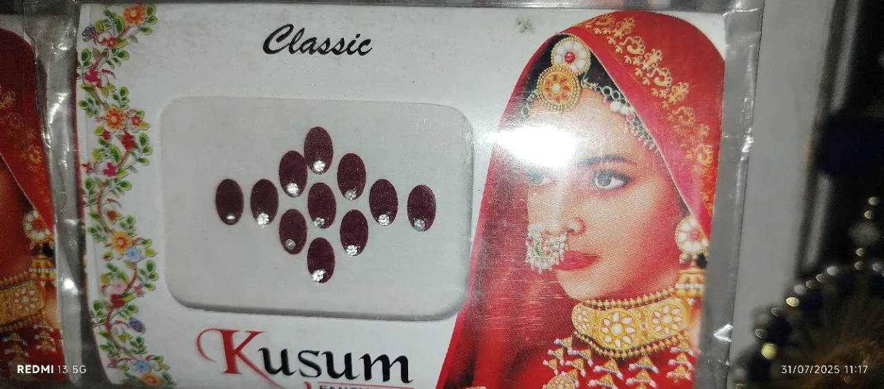Kusum Classic Bindi