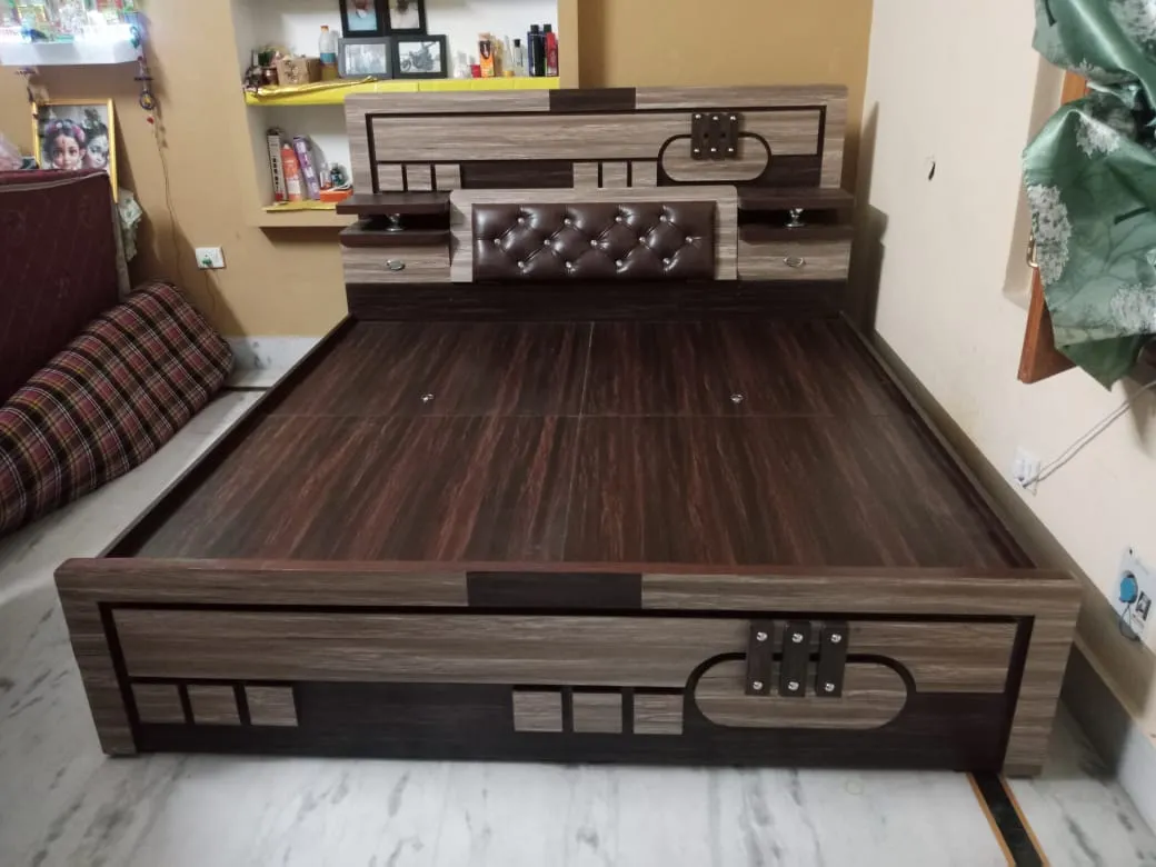 Elegance Wooden Bed