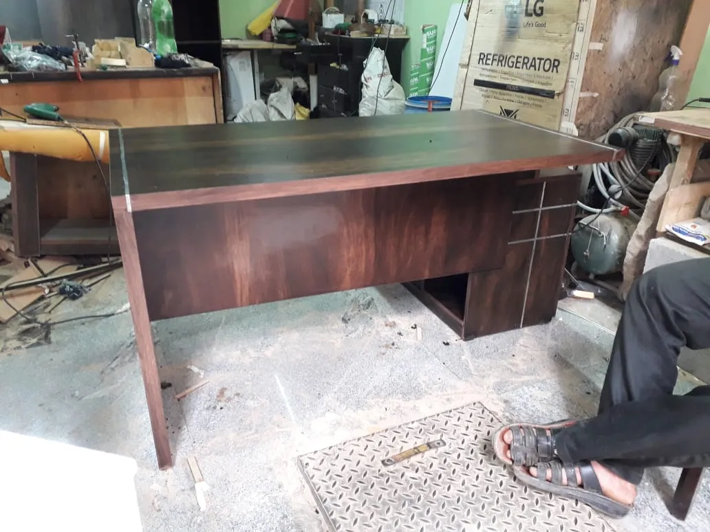Mobile Office Desk