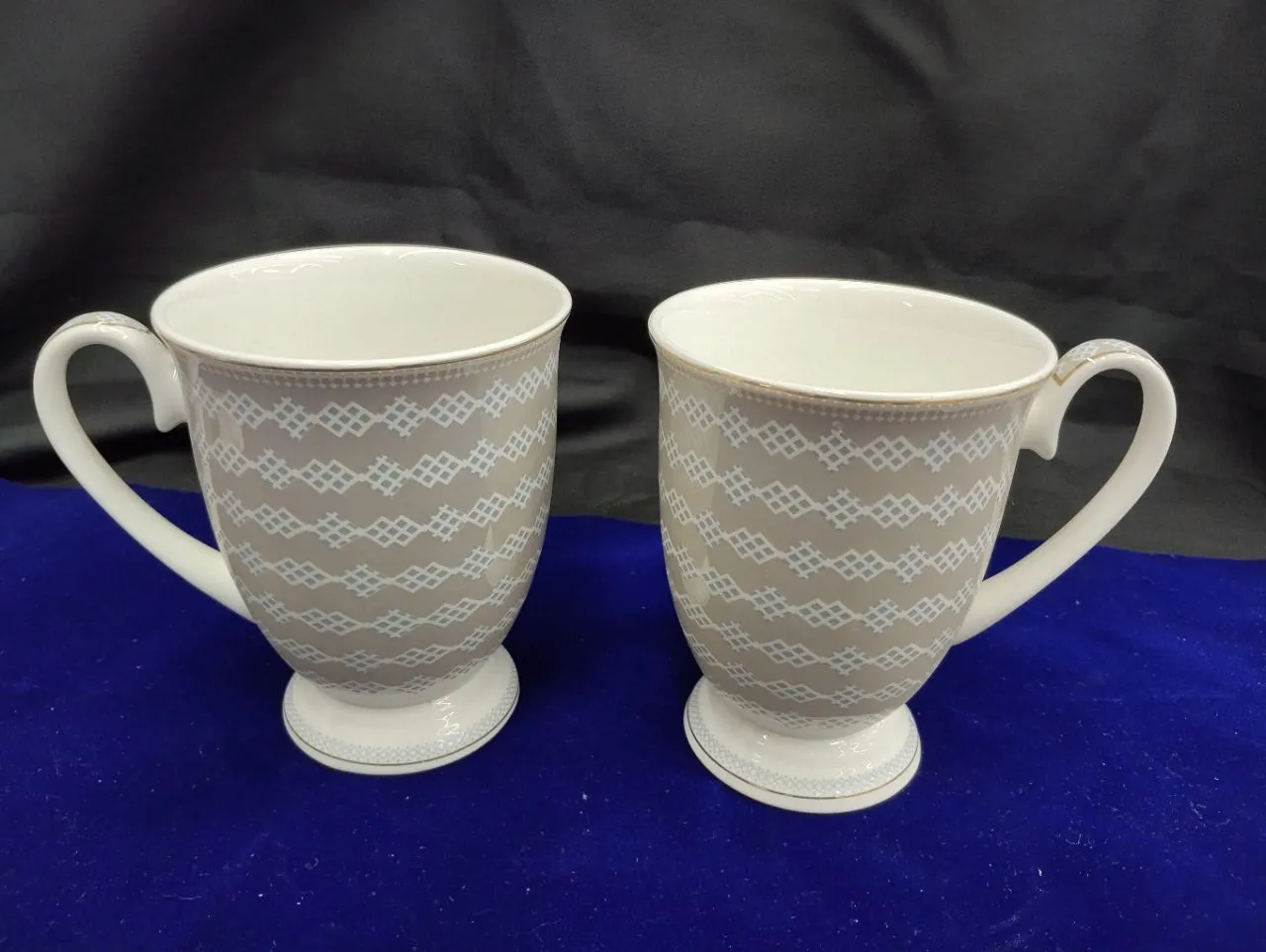 Decorative Ceramic Mugs