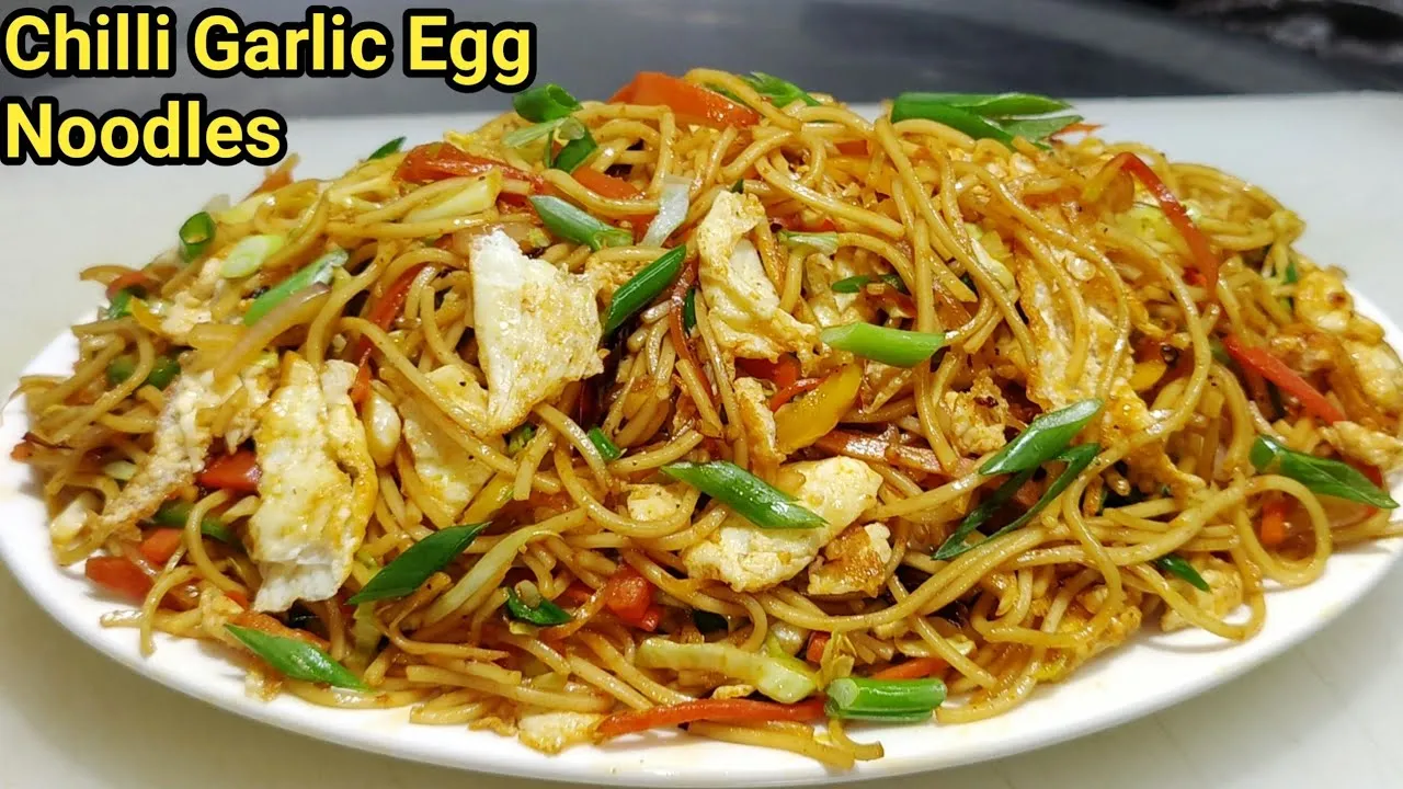 Chilli Garlic Noodles Egg