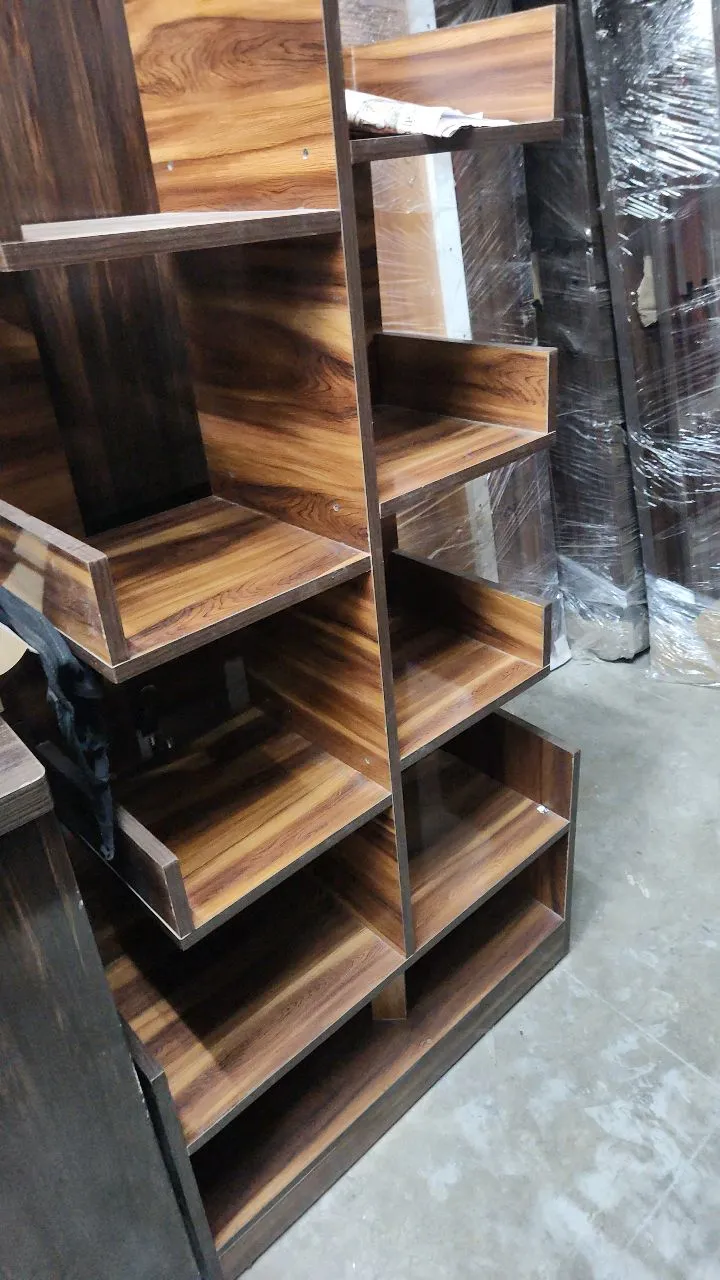 Bookshelf
