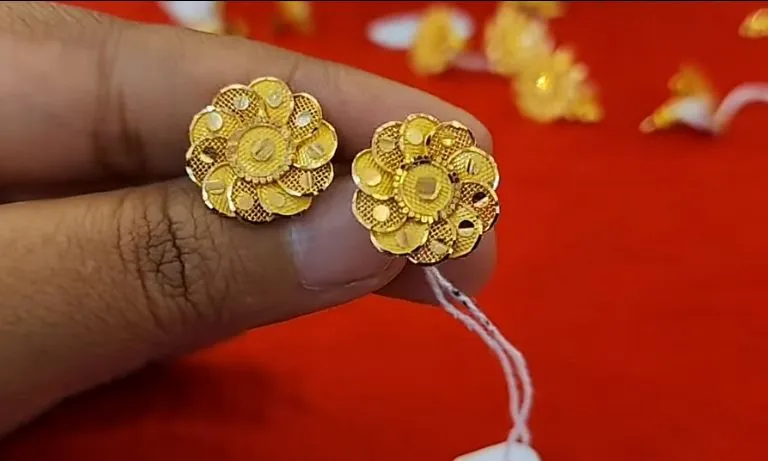 Golden Floral Earrings