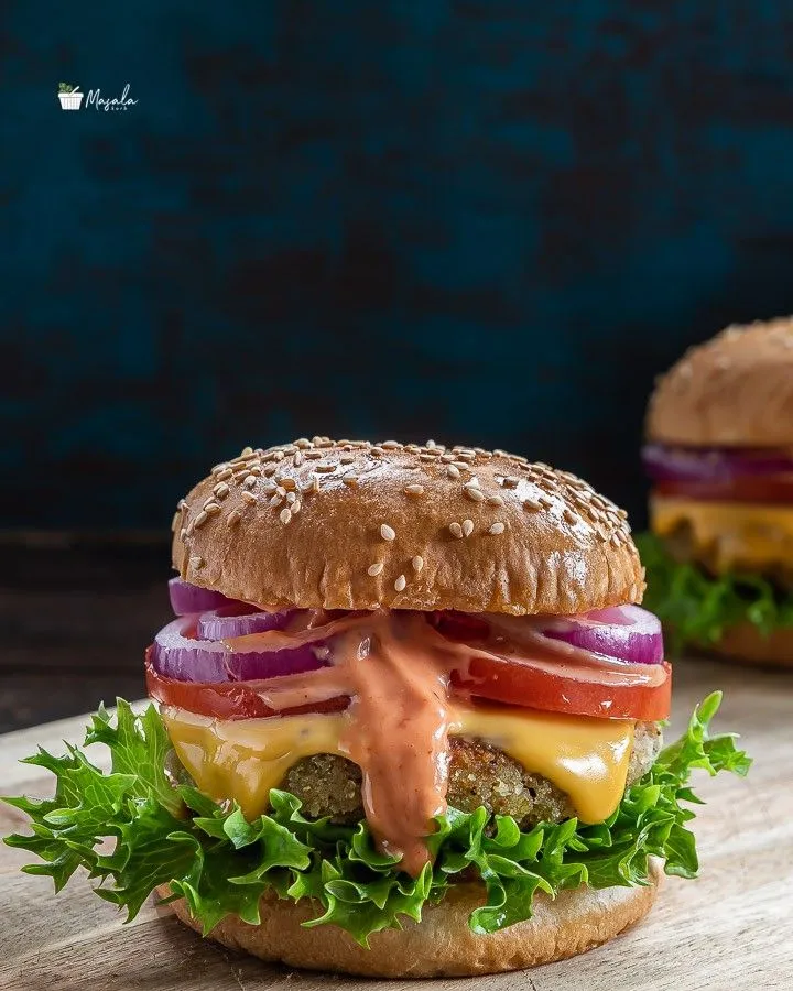Chilli Aloo Tikki Cheese Burger